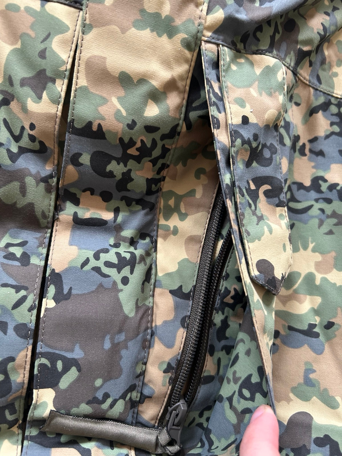Austrian Tarnanzug Neu Waterproof Jacket