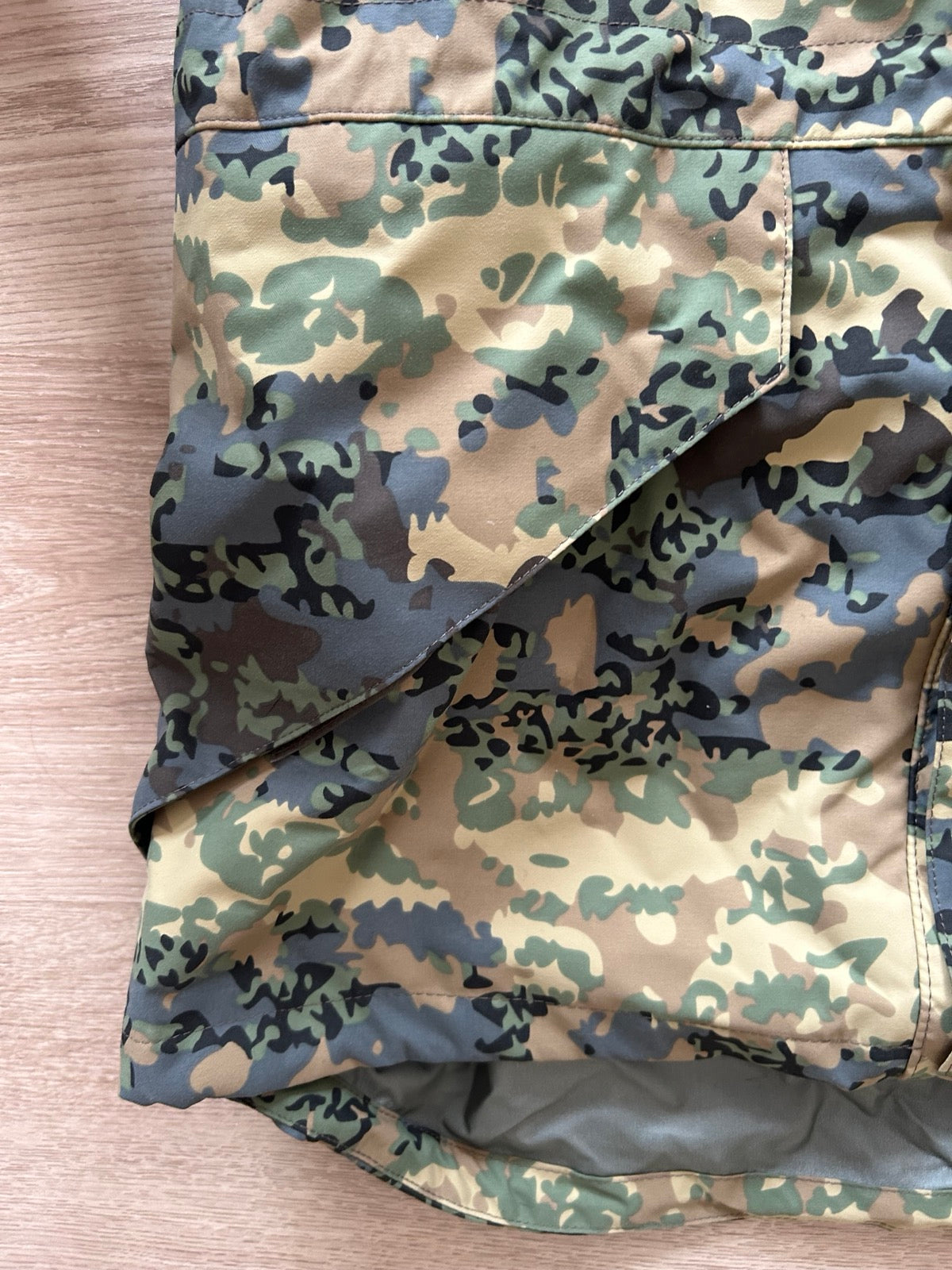 Austrian Tarnanzug Neu Waterproof Jacket