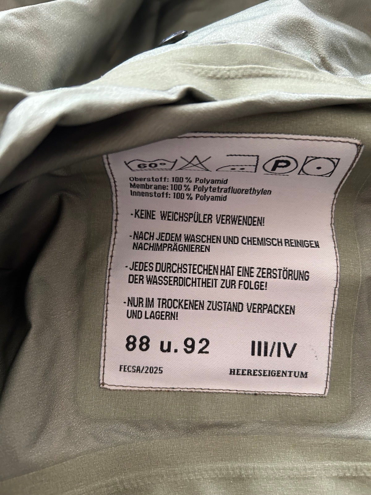 Austrian Tarnanzug Neu Waterproof Jacket