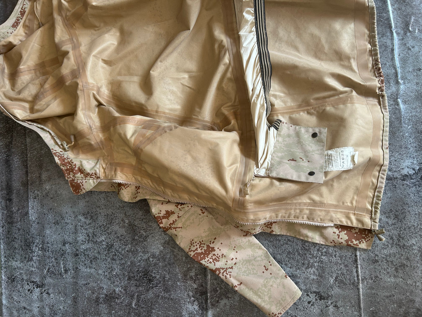CROPAT Desert Jacket Hardshell