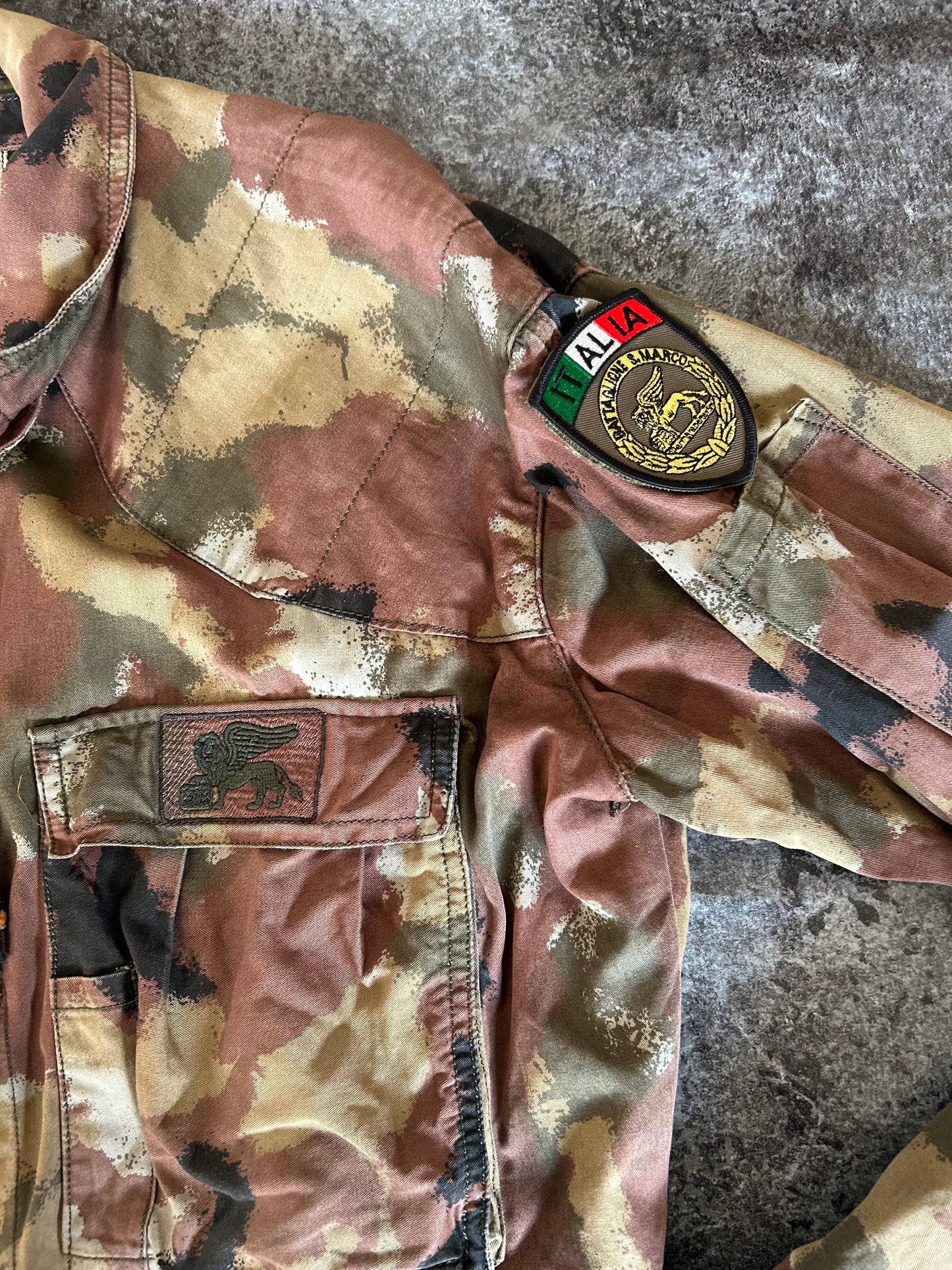 Italian Battaglione San Marco Shirt with Rare Patch