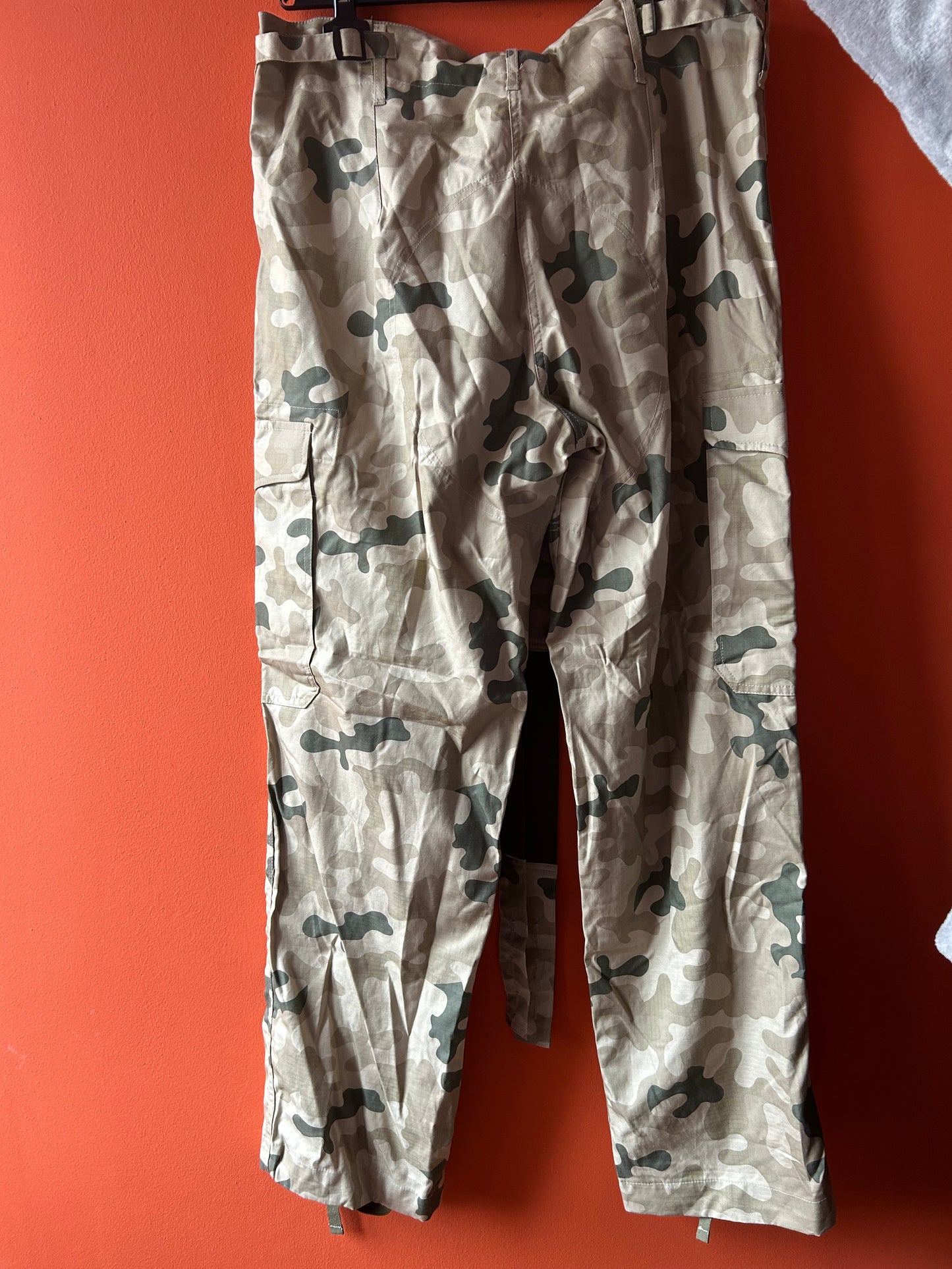 Polish wz2000 Pantera Desert Pants with Suspenders