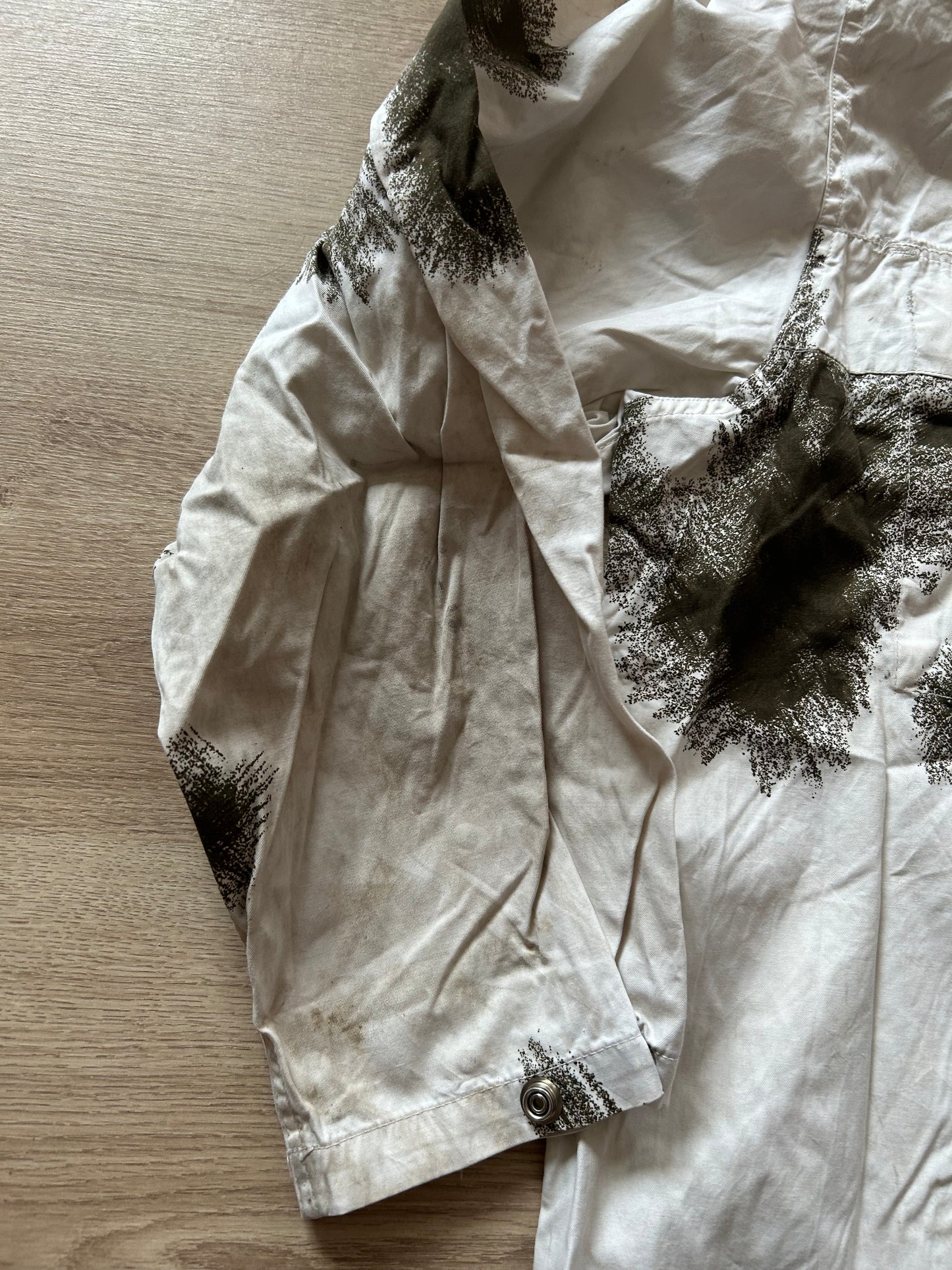 German Schneetarn Set with Canteens